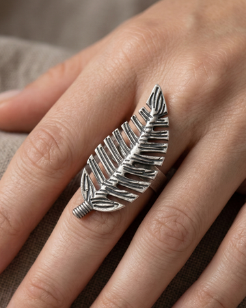 leaf ring