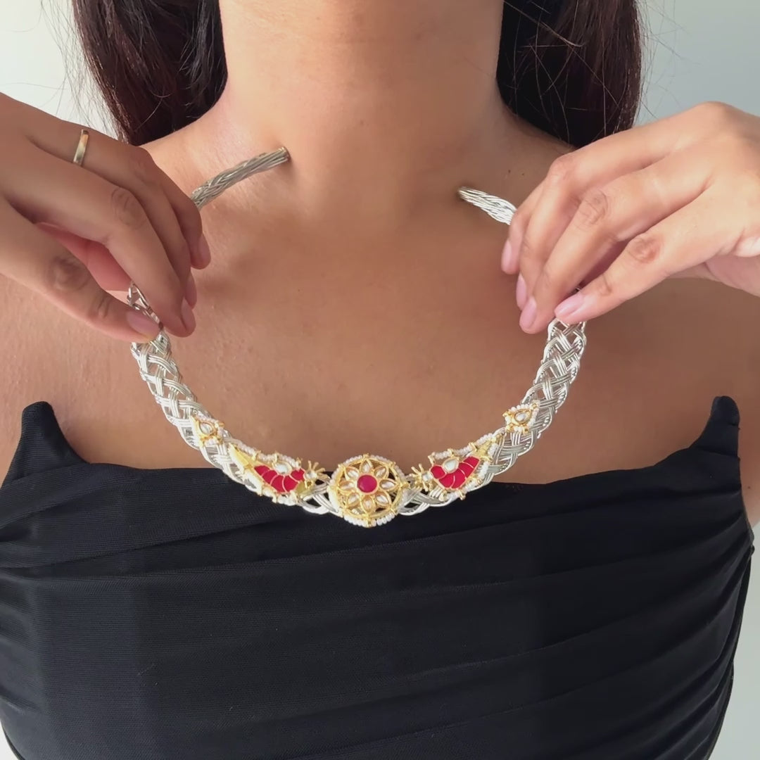 Chehek Silver Pink Kundan Hasli Set